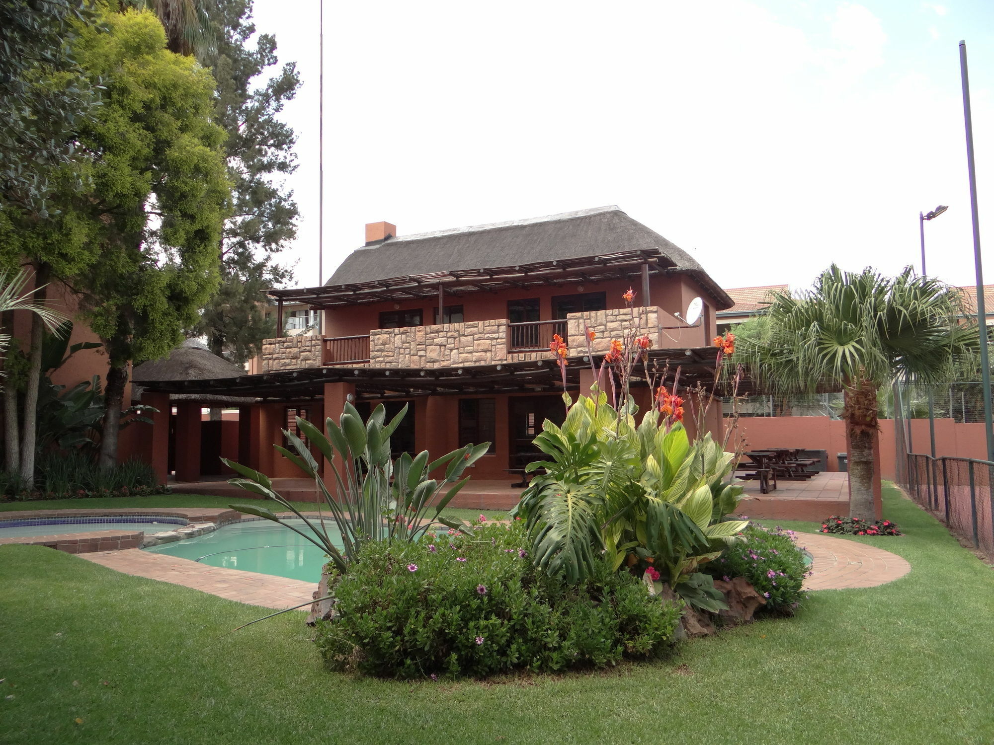 Singati Sands Sunninghill Sandton Exterior foto